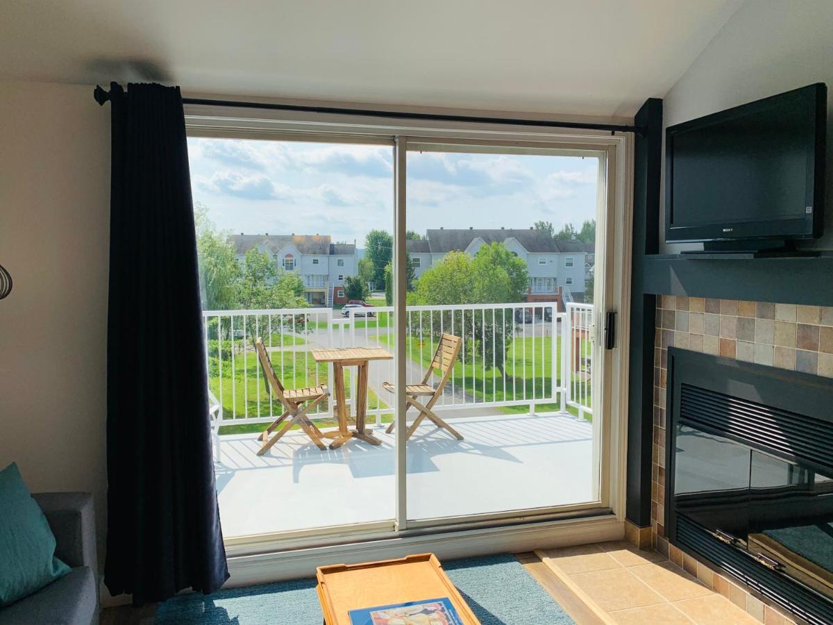 Le Philemon Club Azur Plage Memphremagog Bagian luar foto